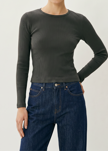Essential Ribbed Long Sleeve Crop Top