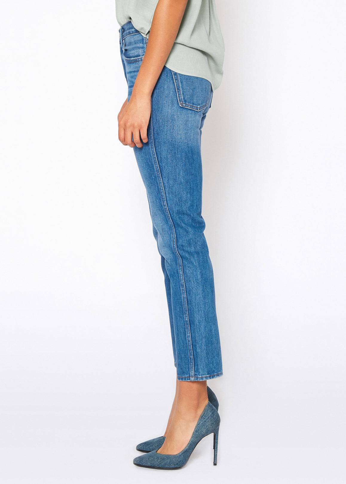 Eve High Rise Crop Slim Straight