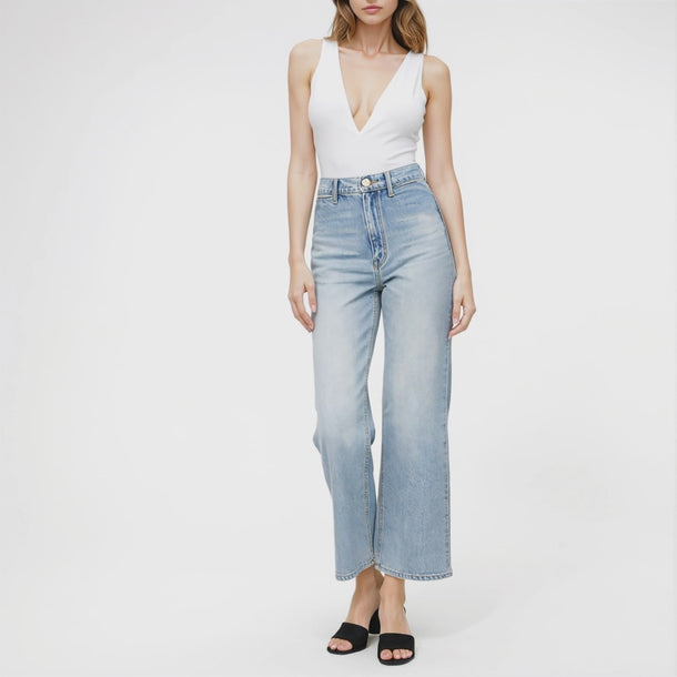 wide leg jeans casual outfit