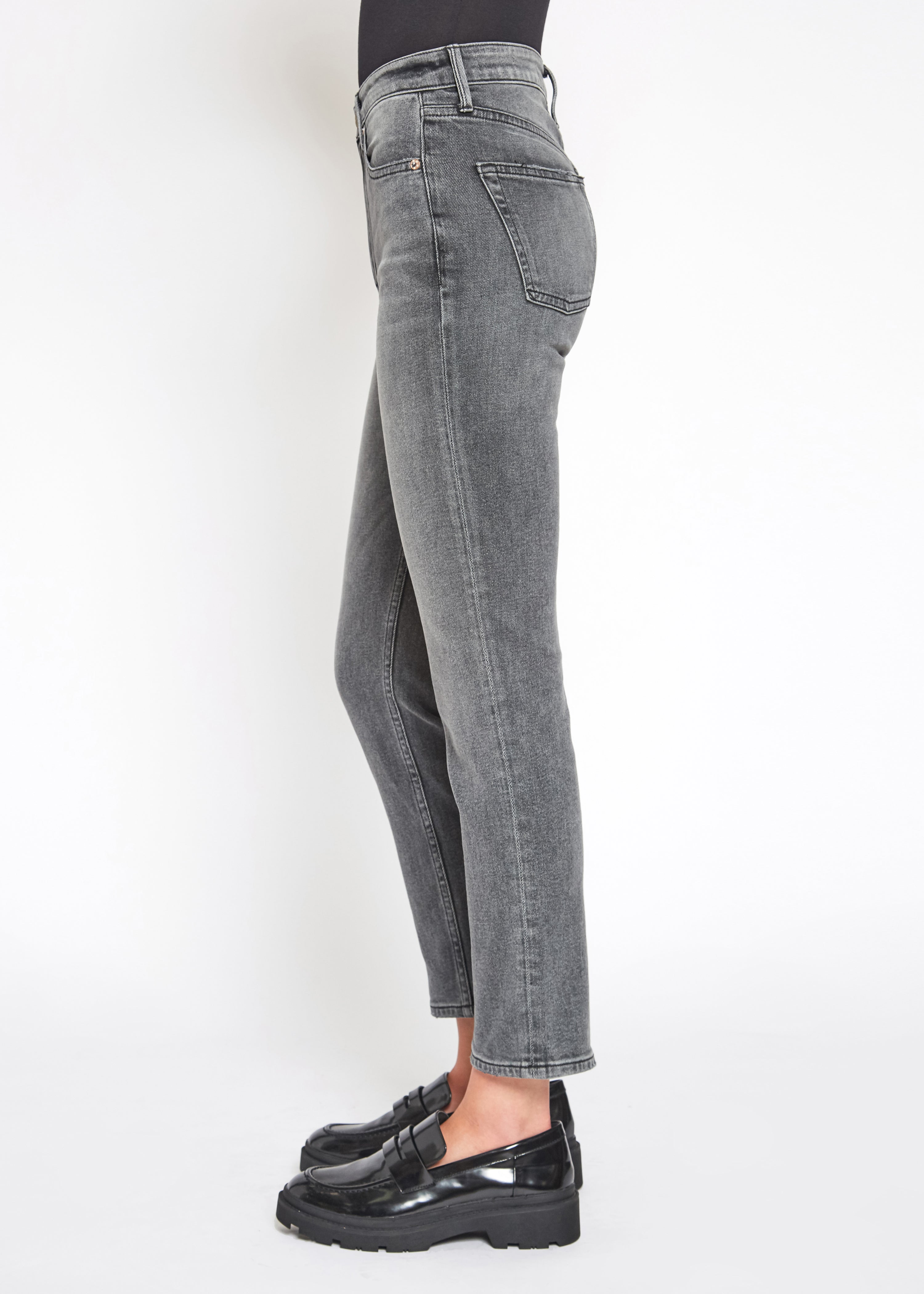 Eve Slim Straight Crop Jeans In Philly - Noend Denim