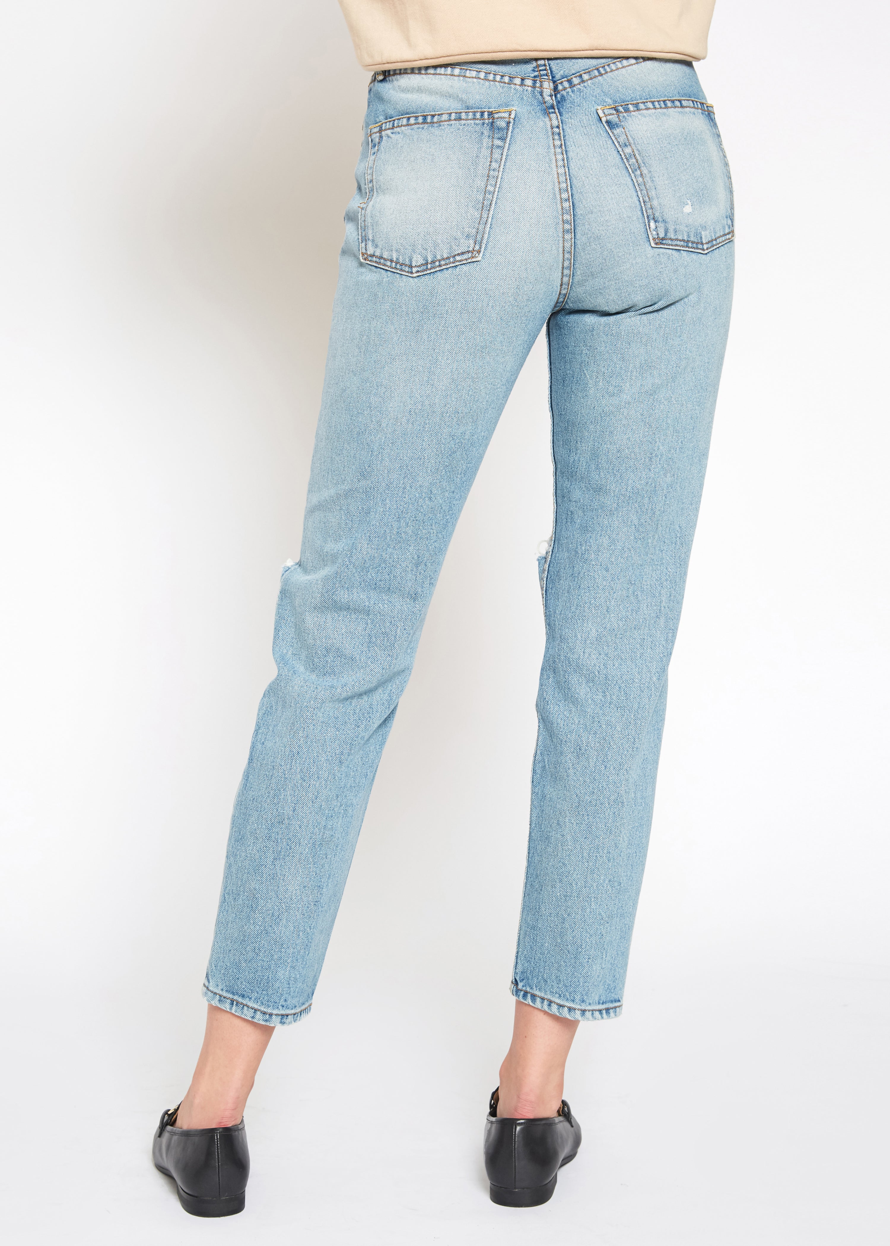 Susie Classic Fit Jeans In Phoenix - Noend Denim