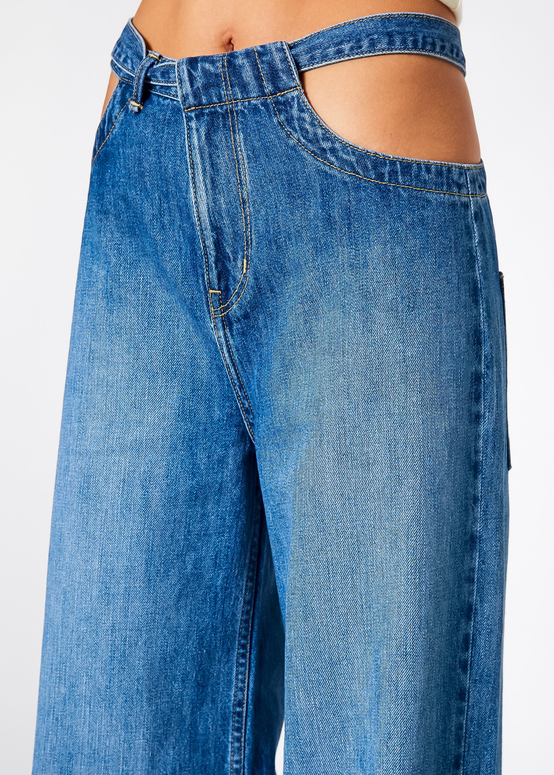 Salina High Rise Cut Out Detail Wide Leg Jeans In Tucson - Noend Denim