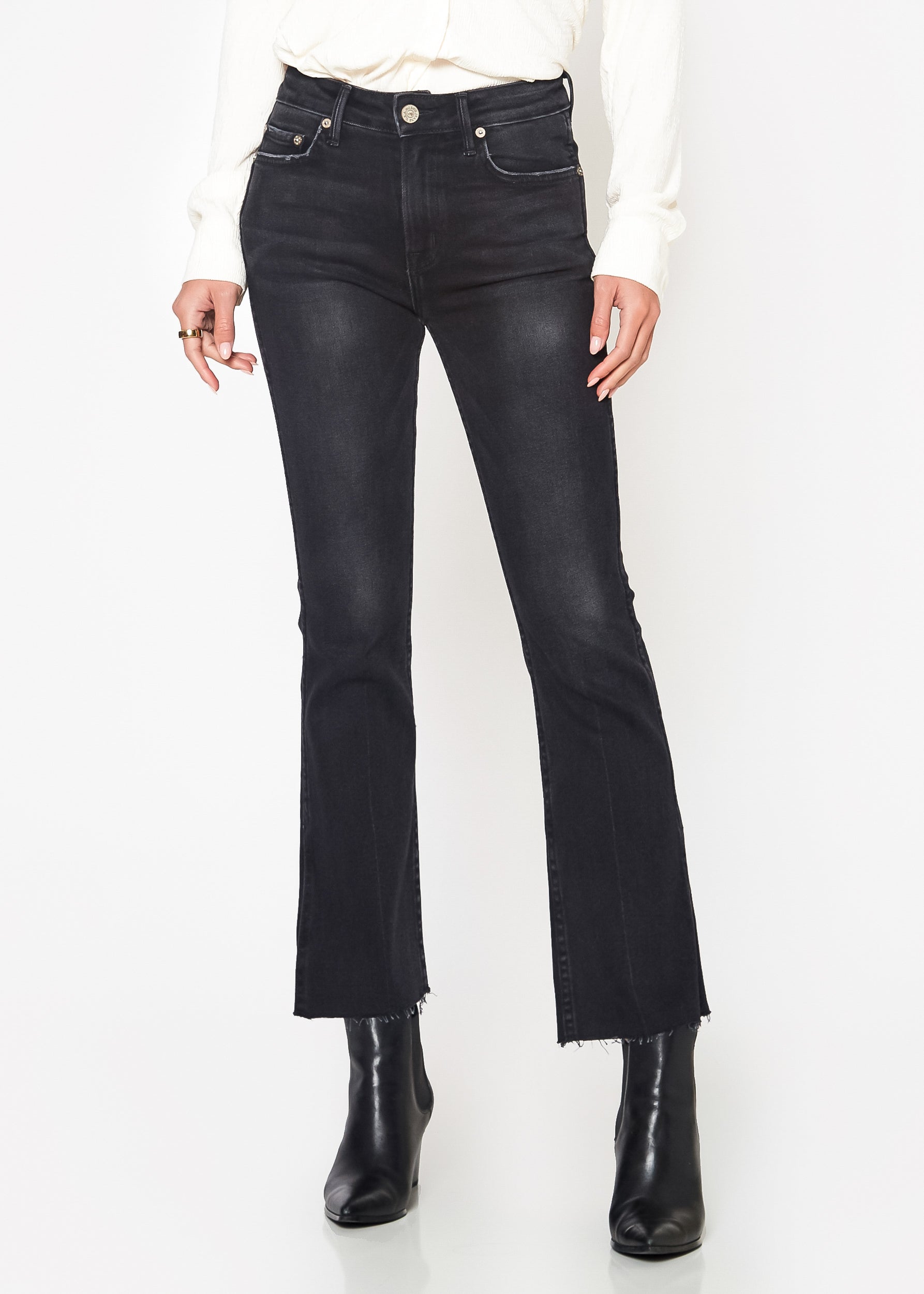 Zara Flared Jeans  Mid rise flare jeans, Black flare jeans, Flare