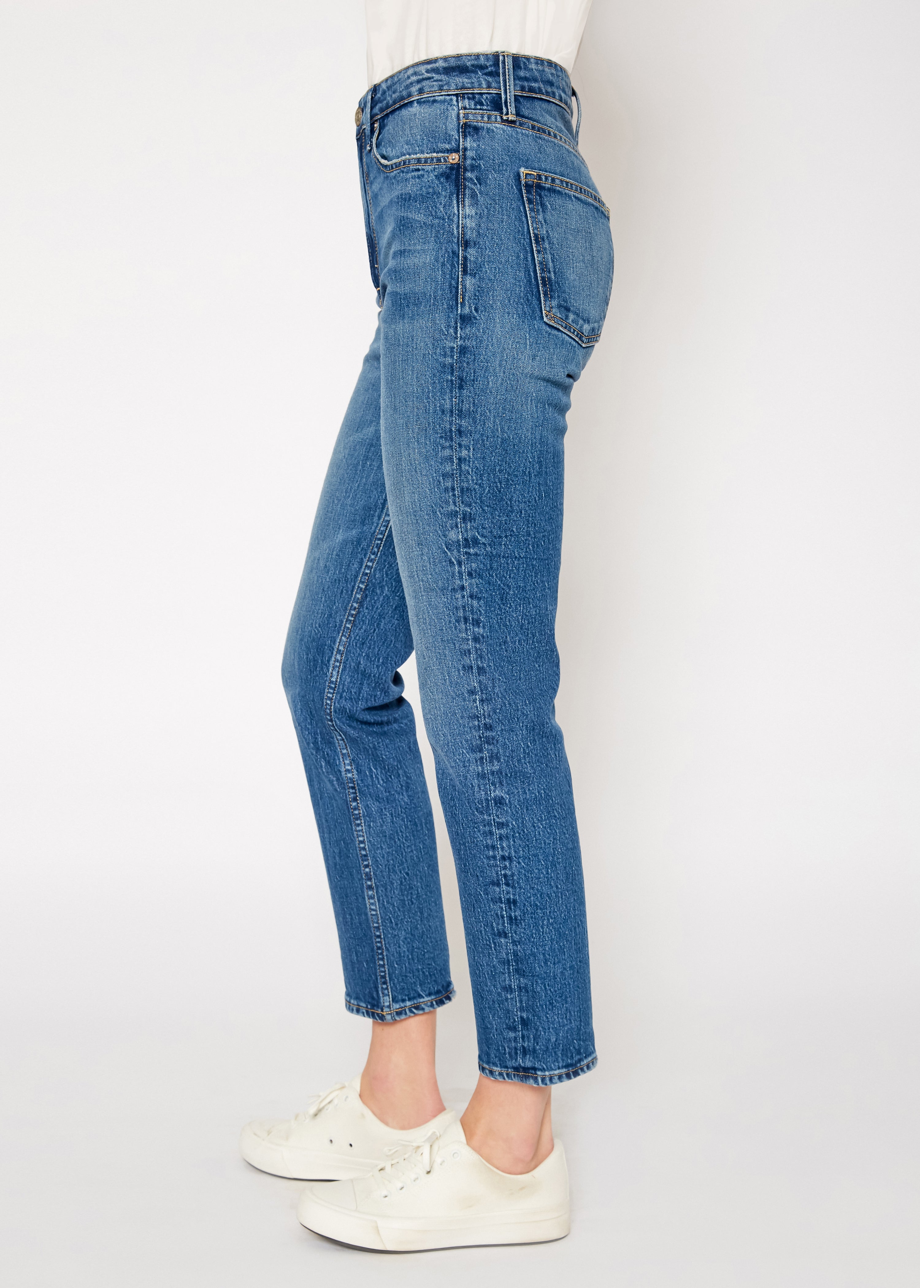 Slim Straight Cropped Jeans