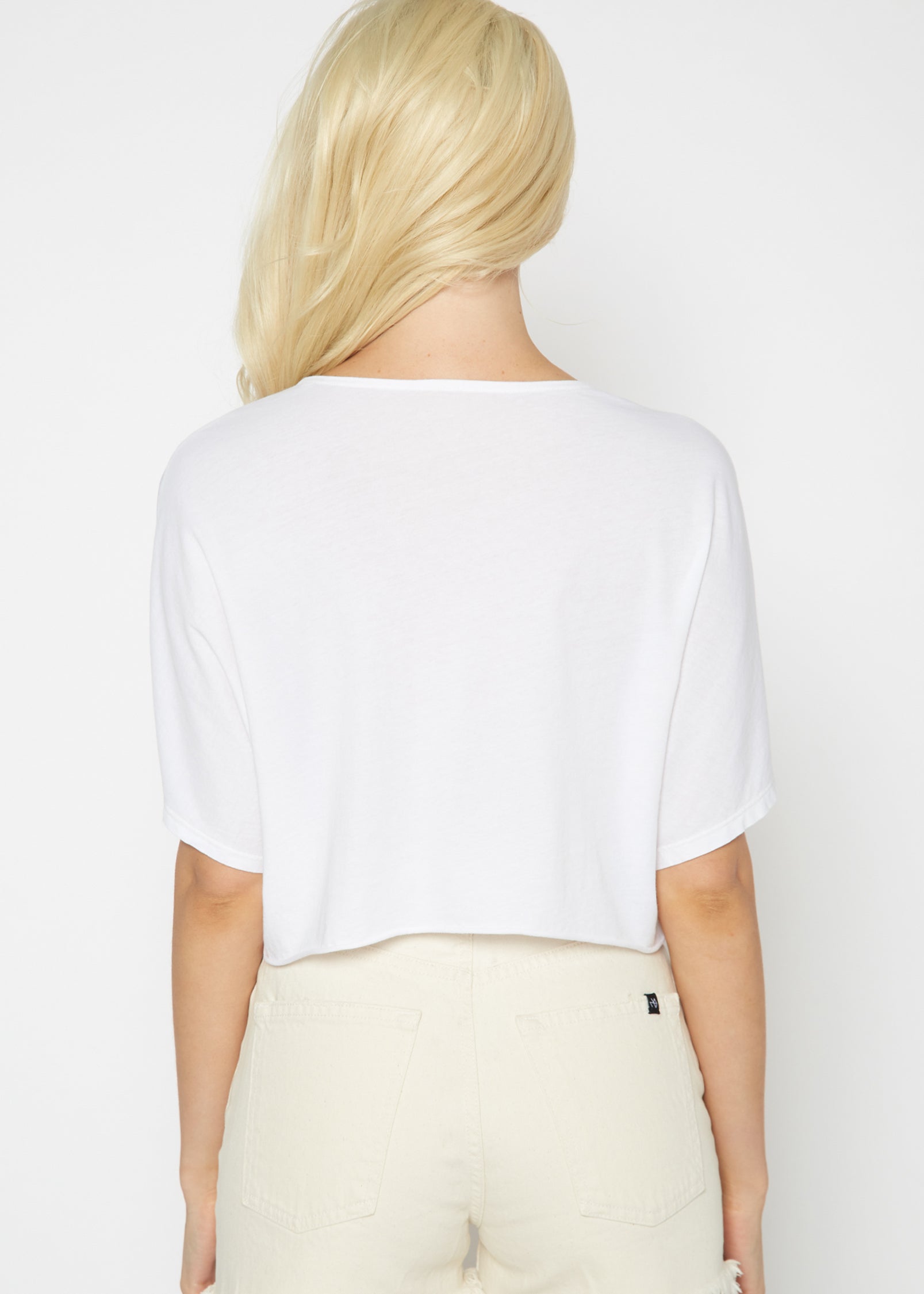 Slouch Wide Scoop Neck Cropped Tee In Vintage White - Noend Denim
